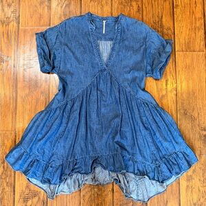Free People Agnes Blue Denim Dress Small Ruffled Pleated Tiered Boho Oversized